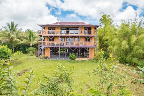 A szálláshely kívülről, Off-Grid Getaway with Ocean Views in Paradise in Leilani Estates (HI)