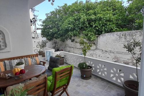 Beautiful House in the Capital of Paros