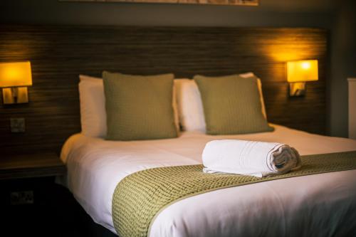 Three Horseshoes Inn - image 8