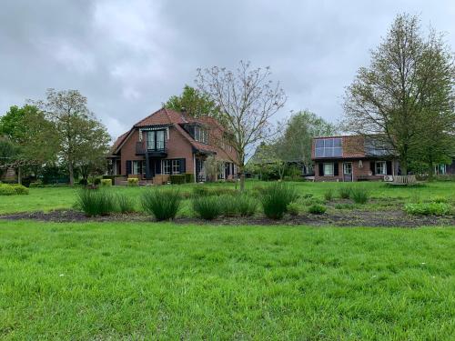  Lovely warm Country home in Breukeleveen