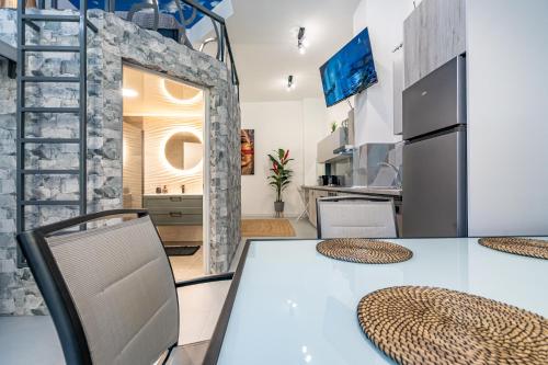 Exquisite studio apartment with an original design, Valencia (Foto 6)