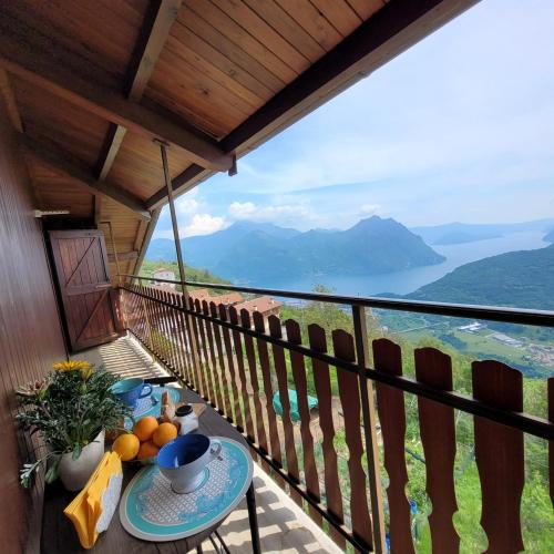 La Mansardina sul lago Mountain Lake Iseo Hospitality - Apartment - Bossico