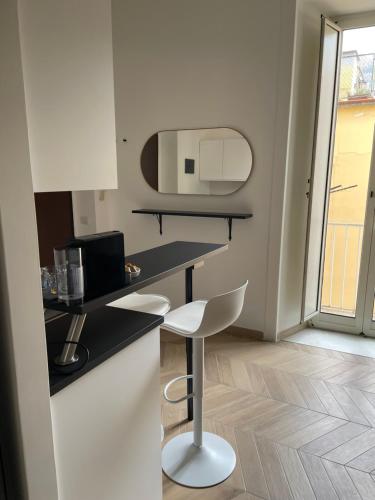 Vectes Home, Naples