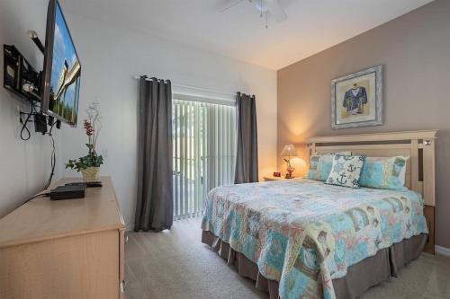 Castaway Breeze - image 12
