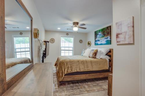 Lake Conroe Vacation Rental half Mi to Boat Launch! in Willis (TX)