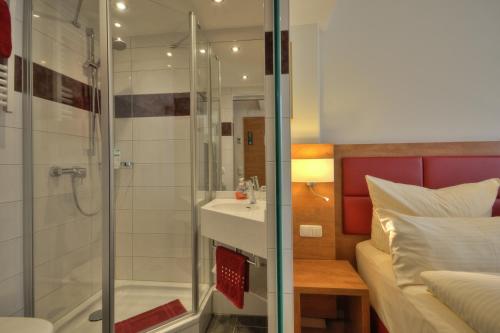 Superior Double or Twin Room image 3