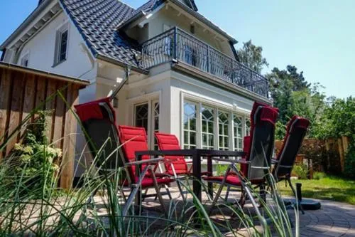Am Lütten Bagen Darßer Pianohaus in Born, Deutschland
