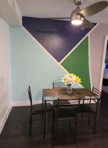2bedroom Downtown Los Angeles pool and gym onsite. in Los Angeles, USA