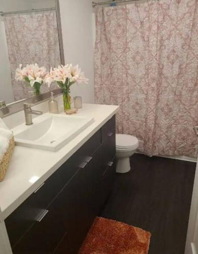 2bedroom Downtown Los Angeles pool and gym onsite. in Los Angeles, USA