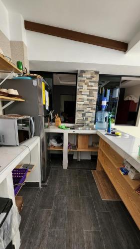 Kitchen, Altea Hostal in Santa Ana