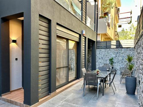T&T Luxury Apartments - Rooftop Jacuzzi, Atenas