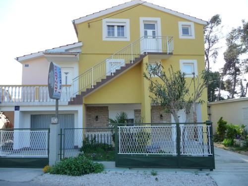 Apartments KIRSCHEY - image 9