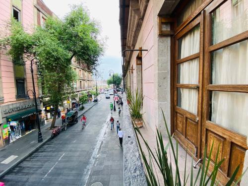 WHOST Hotel y Hostal