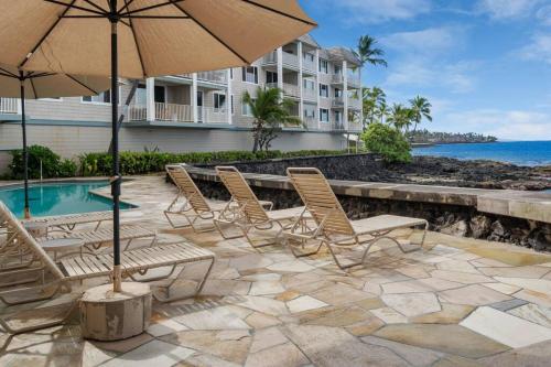 Oceanfront Fun at Hale Kona Kai 206 by Casago Kona - image 2
