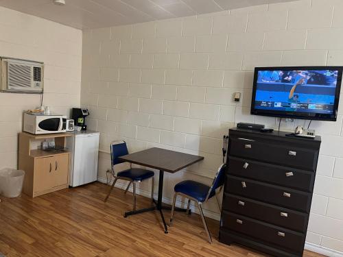Standard Double Room with Two Double Beds