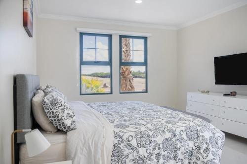 Spectacular apartment in tierra del sol golf course - image 3