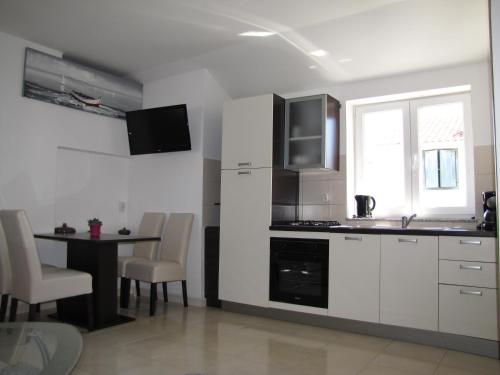 Apartments Marina - image 4