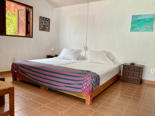 2 twin beds