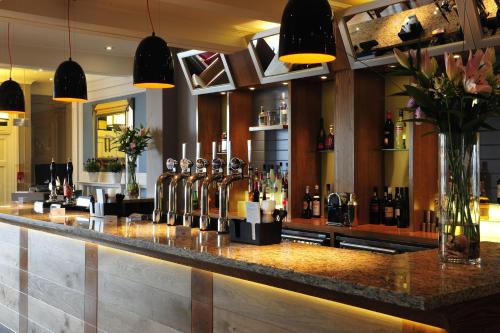 The White Lion Hotel - image 7