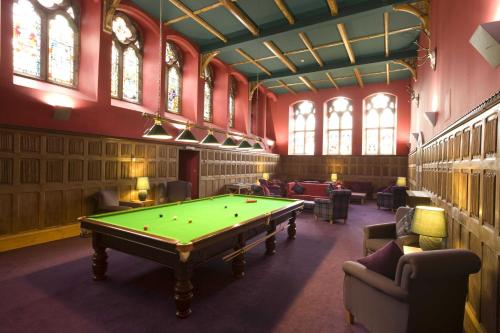 المرافق الترفيهية, The Highland Club in Fort Augustus Town Center