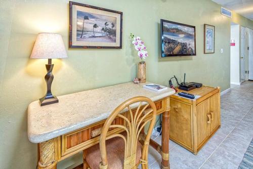 Beautiful Oceanfront Condo! - Hale Kona Kai 303 - image 12