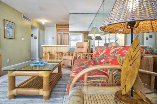 Beautiful Oceanfront Condo! - Hale Kona Kai 303 - image 5