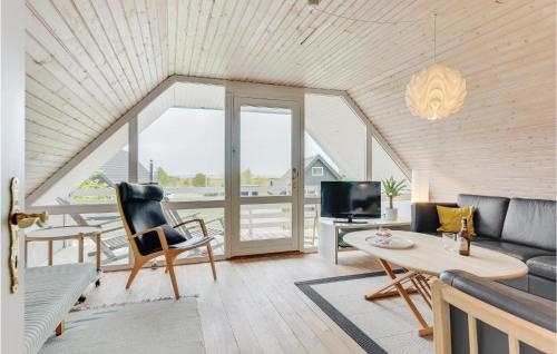  2 Bedroom Cozy Home In Sydals in Skovby