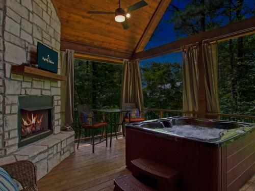 Stunning Luxury Cabin w Hot Tub and Fire Pit Holy Shiplap is Perfect Romantic Couples Getaway thumb 4