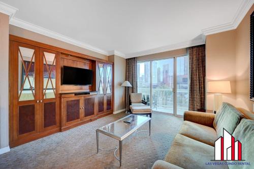 MGM Signature-03-821 1Br2Ba F1 Strip View Balcony, Las Vegas (photo 7)