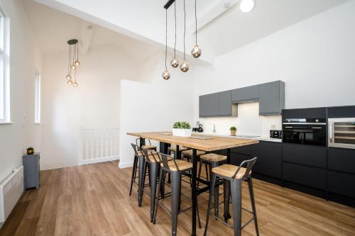 Host & Stay - Wood Street Nightlife Apartment, Liverpool (photo 9)
