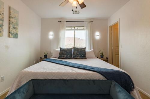 Desert Oasis Amazing Pool Waterfall Firepit Office