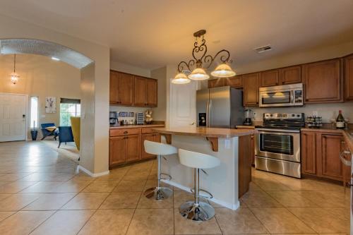 Desert Oasis Amazing Pool Waterfall Firepit Office