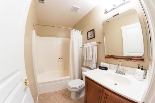 Desert Oasis Amazing Pool Waterfall Firepit Office