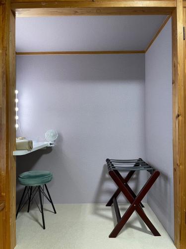 Three-Bedroom Apartment image 5