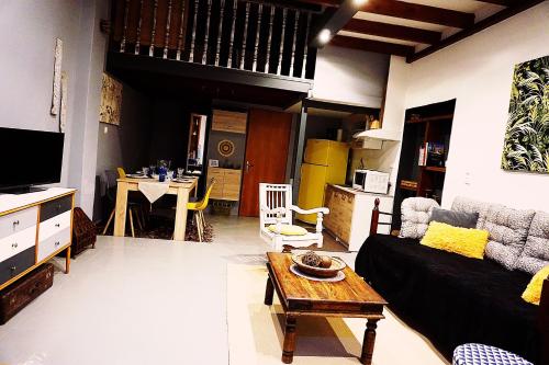 Studio Mira Creta