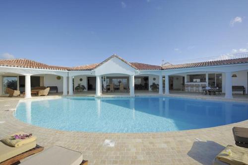 Spacious villa with sea view in Saint Martin + private pool., Les Terres Basses