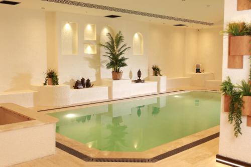 457869780 Nova Plaza Crystal Hotel & Spa