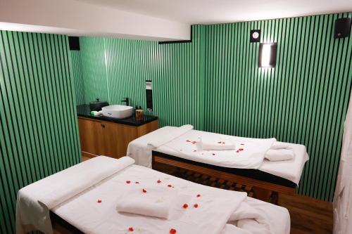 457869877 Nova Plaza Crystal Hotel & Spa