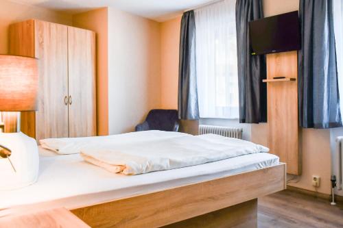 Kurgarten-Hotel - image 4