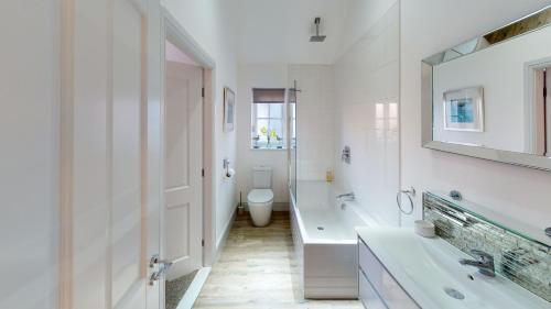Skylark, The Bay, 2 bedrooms with ensuites, parking for 2 cars with EV point, 2 dogs welcome, Filey (foto 3)
