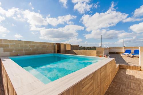 Naduri, Beautiful Gozitan Villa plus Pool - Happy Rentals