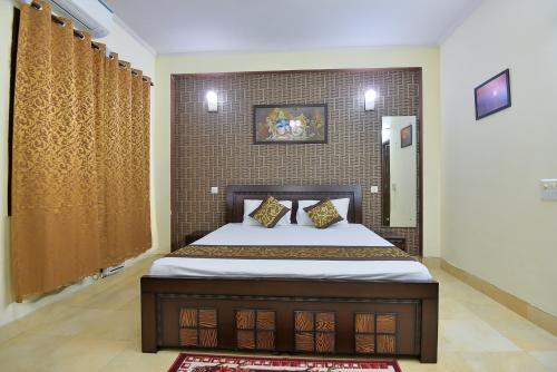 BedChambers Serviced Apartments, Sushant Lok