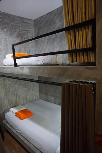 DUDU'S HOSTEL, Koh Samui