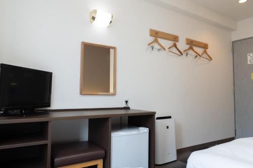 Twin Room - Smoking image 4