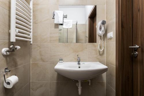 G12 Aparthotel Room Type - Apartment