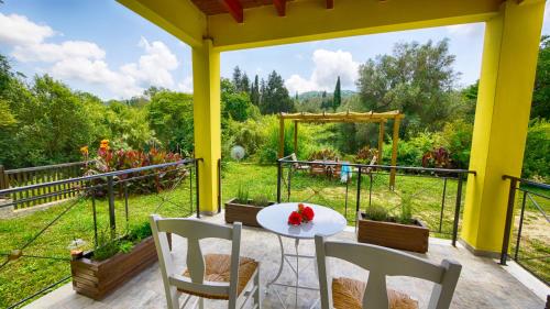  Zen Stone House in Agios Georgios Pagon