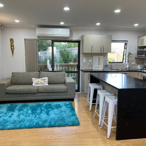 B&B Auckland - Beautiful 2 Bedroom Home - Bed and Breakfast Auckland