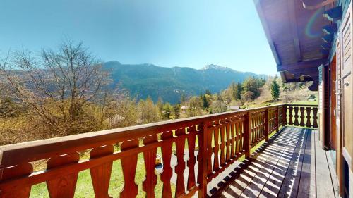 Warm chalet with a nice exterior in Les Marécottes in Les Marécottes