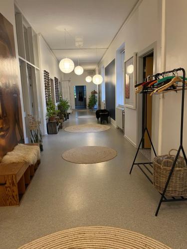 Room 4 - Hawkraft kulturhotel, Vestervig (foto 10)