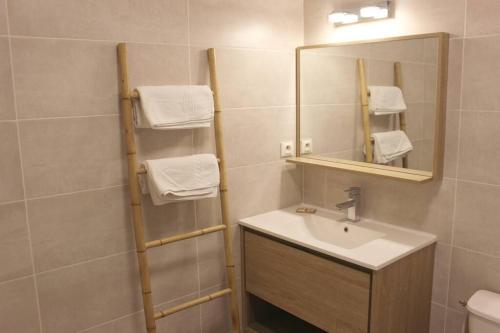 Appartement T2 de charme proche centre-ville near Ronde des Pains